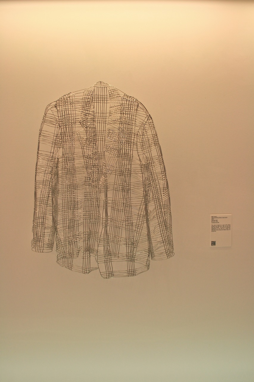 Man Fung Yi: Weaving Intimacy (Body Lines) No. M1 (2009)Stainless steel 